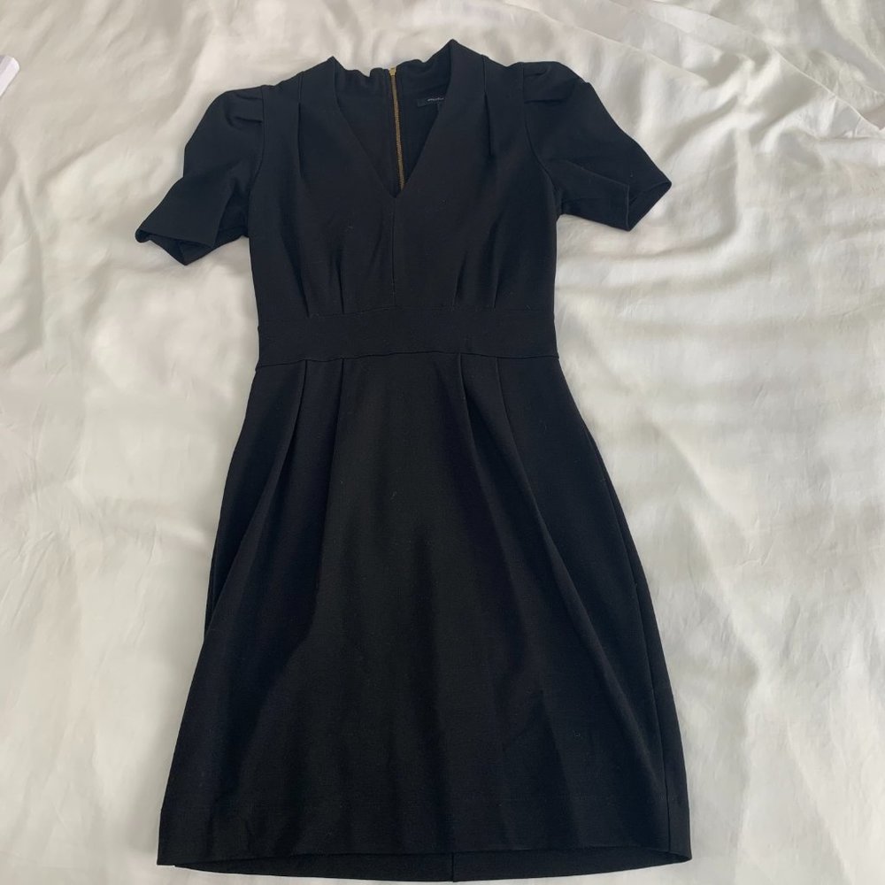 Black French Connection Fitted Short Dress